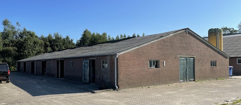 Bedrijfsruimte moderniseren met verhoging dak - voor